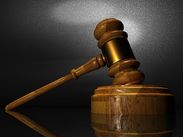 Analiza 12/2017: Bez niezależnych sądów gospodarka rozwija się wolniej i zagrożone są wolności obywatelskie