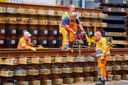 Analiza 8/2018: Tylko 5,6 mln osób wytwarza połowę polskiego PKB